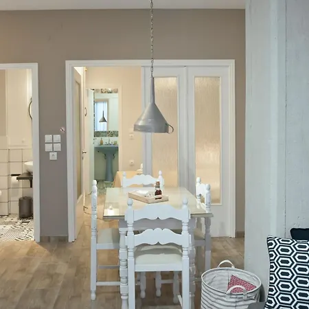 Delphic Moments I Cozy 1br 2ba 2 Double Beds Διαμέρισμα Δελφοί